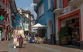 Ascona shopping borgo Ascona Locarno Tourism foto Alessio Pizzicannella