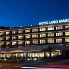 Hotel &amp; Lounge Lago Maggiore Night