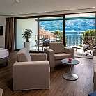 Corner Junior Suite with lake view